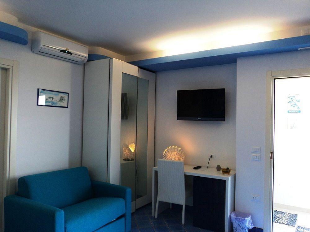 B&B Villa Pimm'S Zambrone Esterno foto