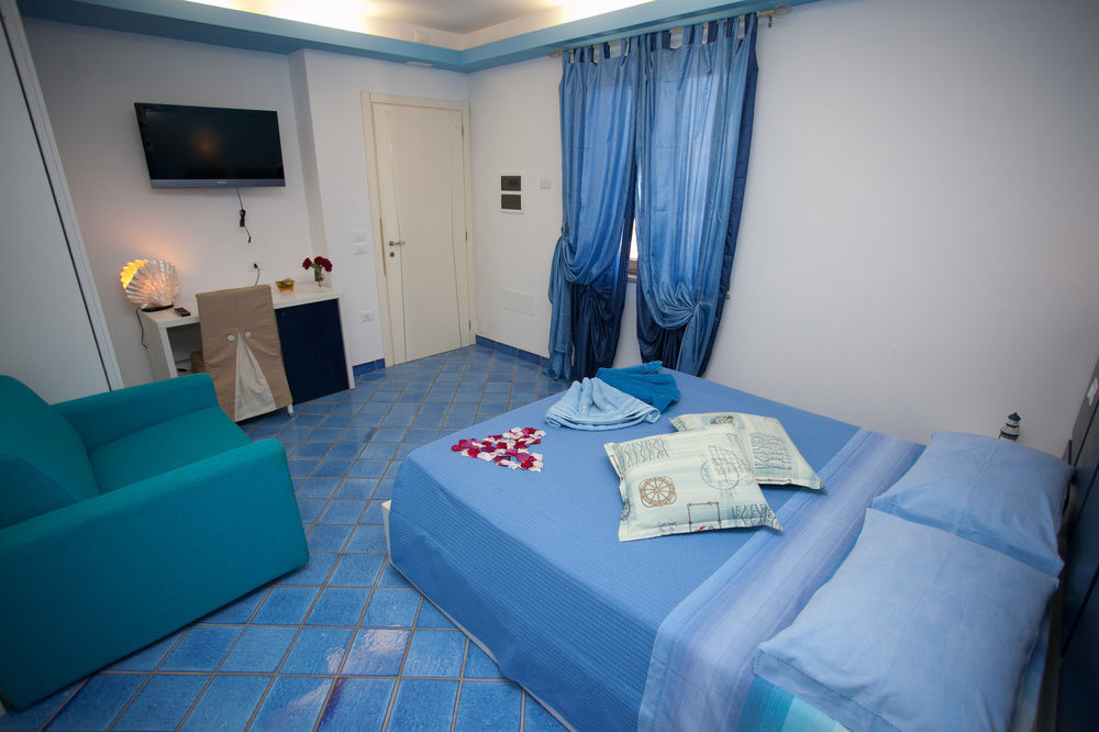 B&B Villa Pimm'S Zambrone Esterno foto