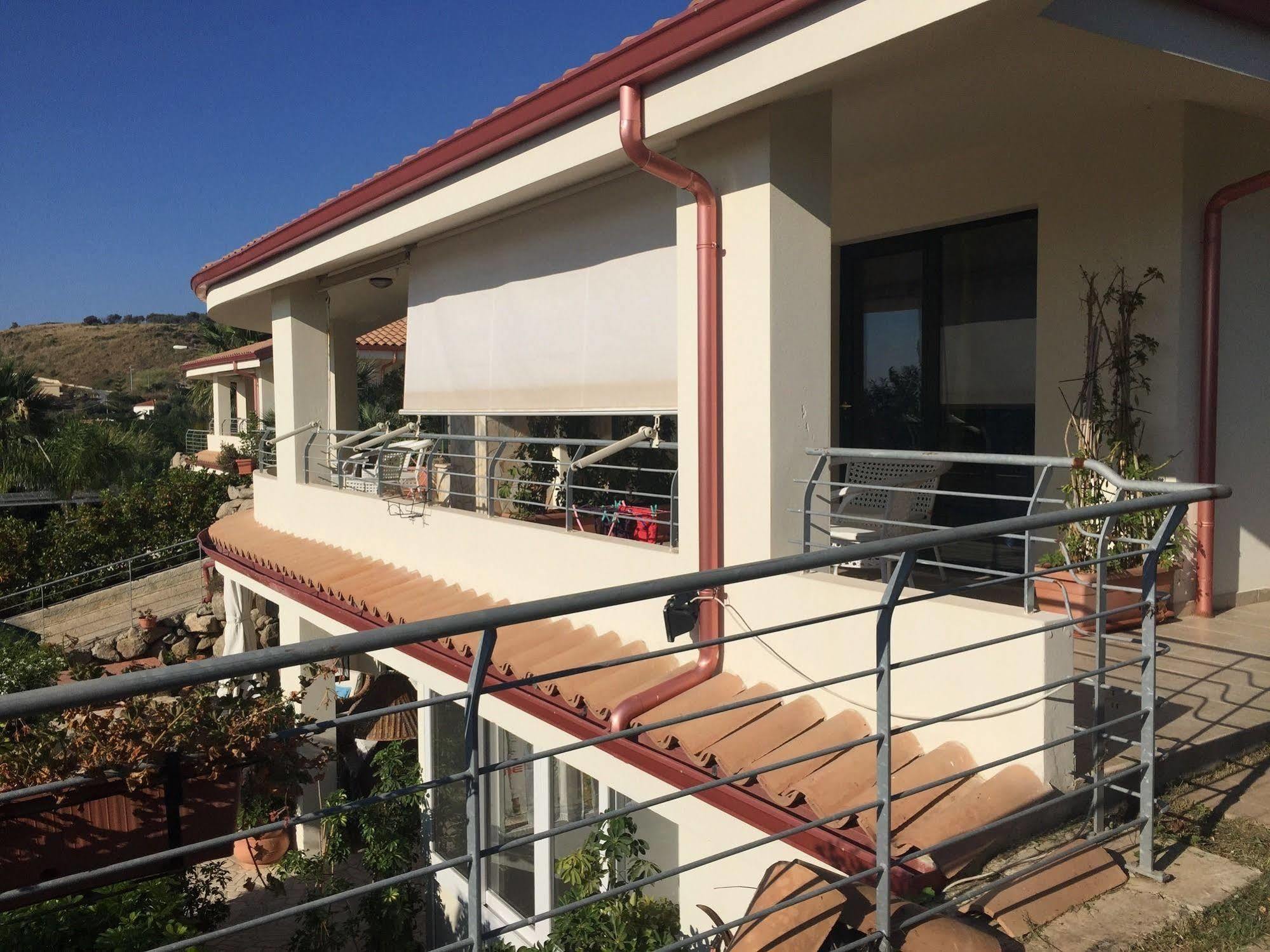 B&B Villa Pimm'S Zambrone Esterno foto