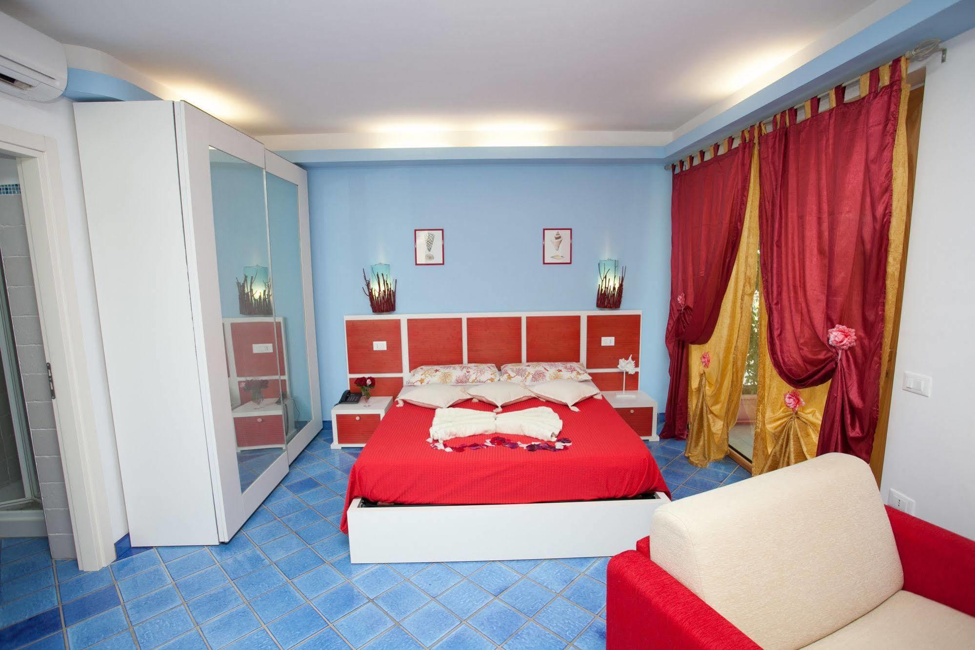 B&B Villa Pimm'S Zambrone Esterno foto
