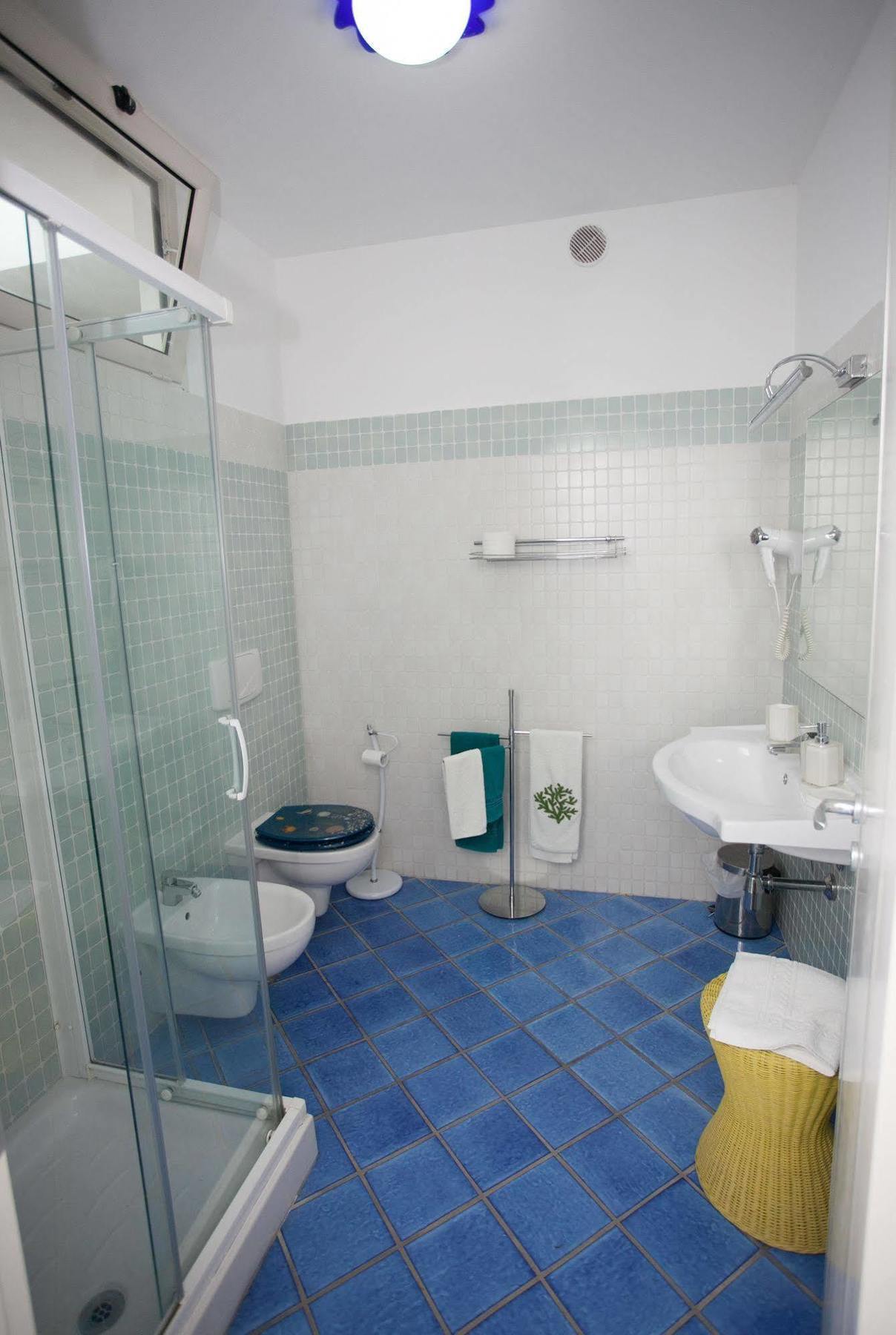B&B Villa Pimm'S Zambrone Esterno foto