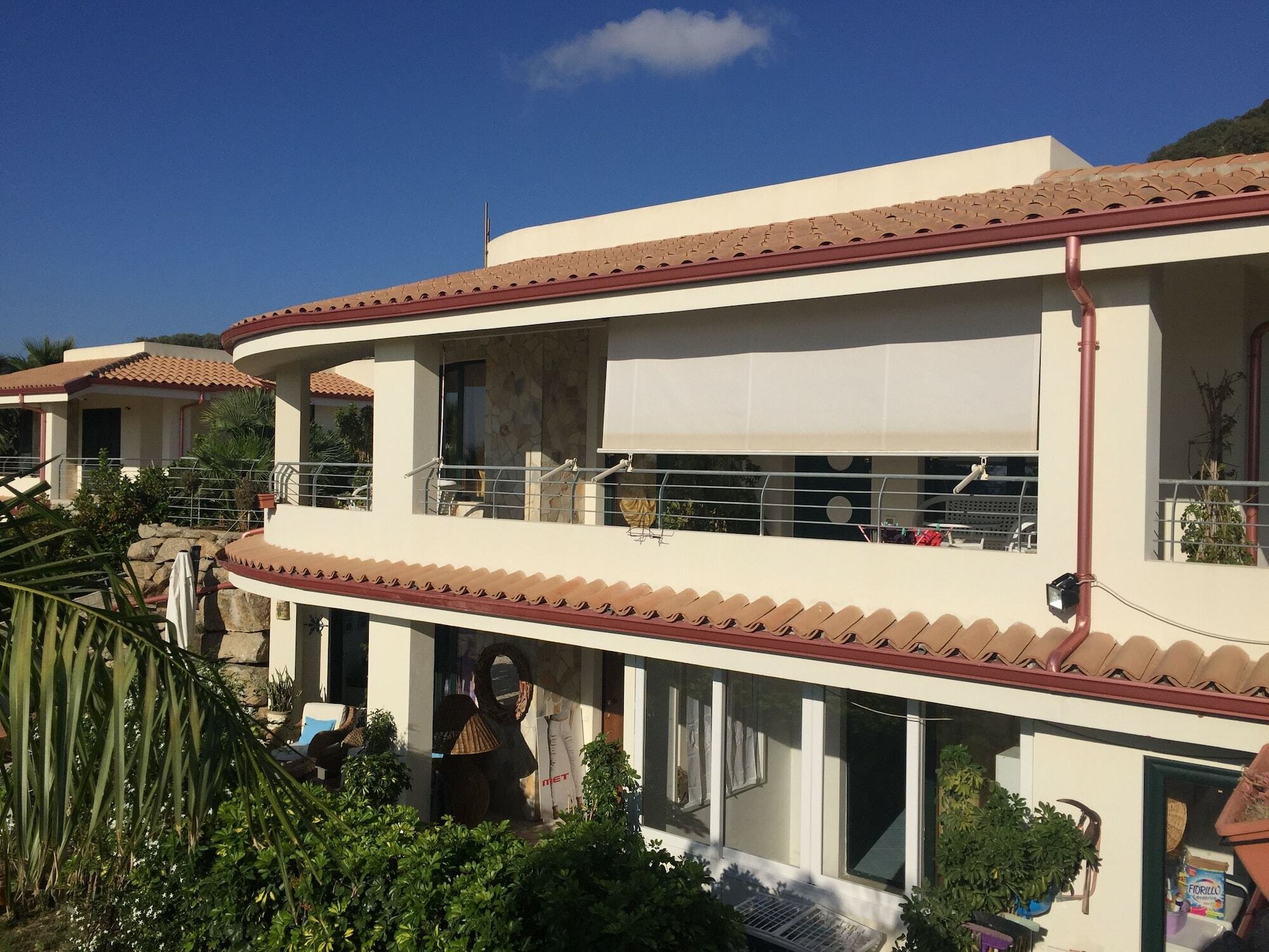 B&B Villa Pimm'S Zambrone Esterno foto